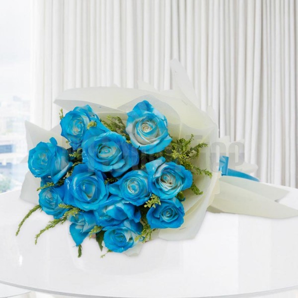 10 Blue Roses Bouquet